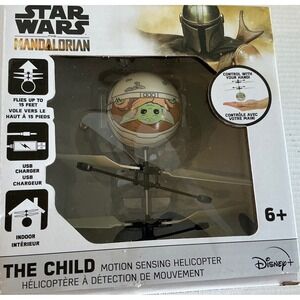 World Tech Toys Star Wars The Mandalorian The Child Motion Sensing IR Helicopter